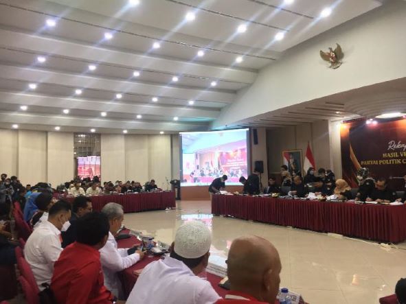 Enggan Komentari Partai Ummat Gagal Ikut Pemilu, Sekjen PAN Hanya Bilang Begini